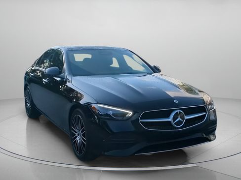 Used 2026 Mercedes-Benz C 300 Sedan image 4