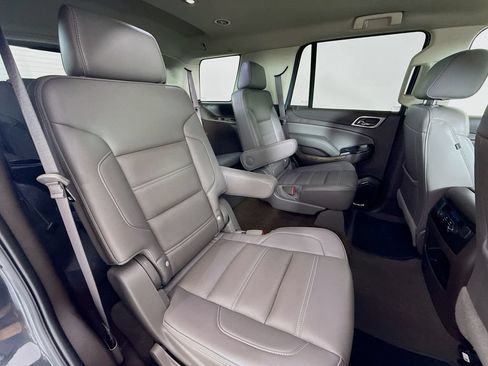 Used 2020 GMC Yukon Denali RWD image 29