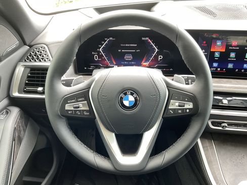 New 2026 BMW X5 sDrive40i w/ Premium Package image 13