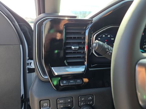 New 2026 Chevrolet Silverado 1500 LTZ w/ Technology Package image 22