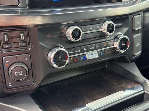 Used 2024 Ford F250 Lariat w/ Chrome Package AWD/4WD image 18