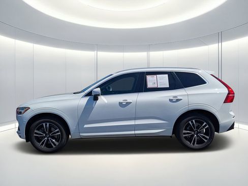 Used 2020 Volvo XC60 T6 Momentum image 7