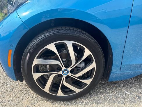 Used 2017 BMW i3 w/ Range Extender RWD image 11