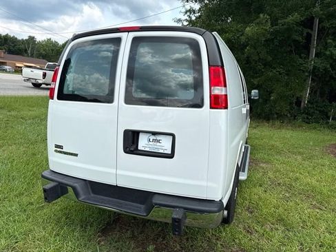 Used 2025 Chevrolet Express 2500 w/ Driver Convenience Package RWD image 6