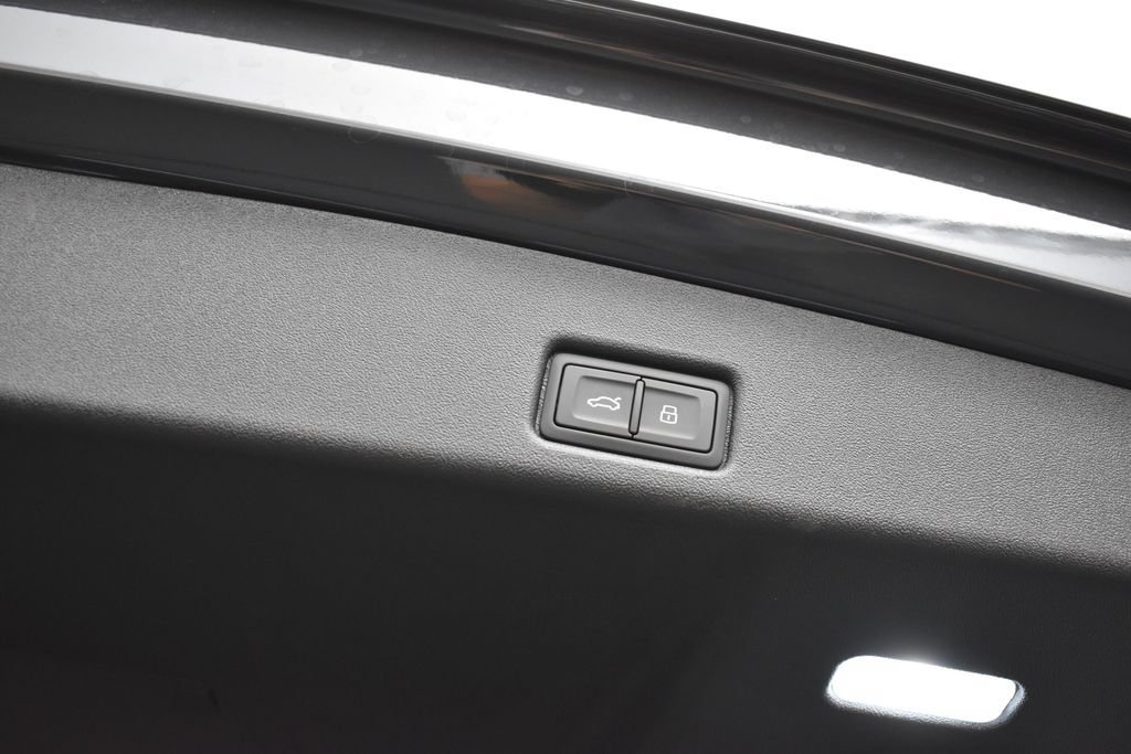 New 2026 Audi Q5 Premium AWD/4WD image 17