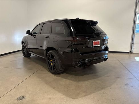Used 2018 Jeep Grand Cherokee Trackhawk AWD/4WD image 5