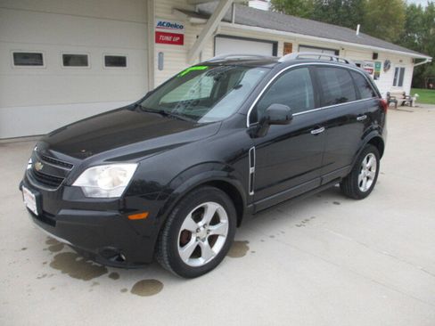 Used 2014 Chevrolet Captiva Sport LT w/ Convenience Package image 12