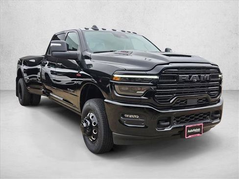 New 2026 RAM 3500 Laramie AWD/4WD image 7