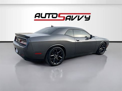 Used 2022 Dodge Challenger GT w/ Blacktop Package image 7