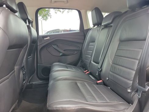 Used 2018 Ford Escape Titanium image 11