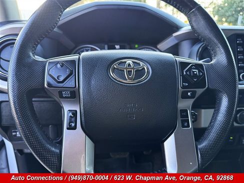 Used 2022 Toyota Tacoma SR5 RWD image 13