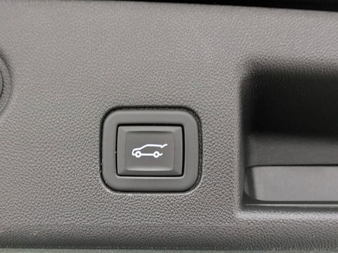Used 2024 Chevrolet Equinox LT w/ LPO, Floor Liner Package AWD/4WD image 14