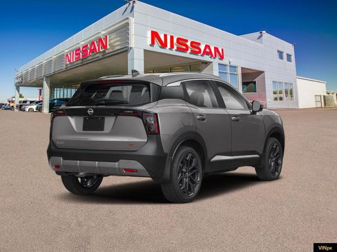 New 2026 Nissan Kicks SR image 2