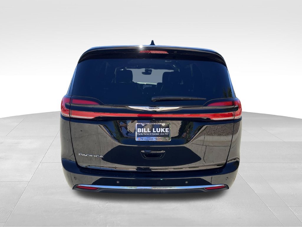 Used 2026 Chrysler Pacifica Select FWD image 8