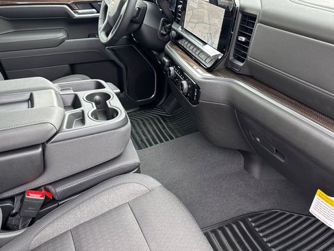 New 2026 Chevrolet Silverado 1500 LT image 14