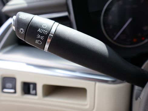 Used 2021 Cadillac XT5 Premium Luxury image 46