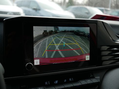 Certified 2025 Toyota Camry SE w/ Convenience Package image 28