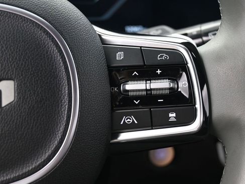 Used 2024 Kia Sorento SX Prestige w/ Sage Leather Package image 41