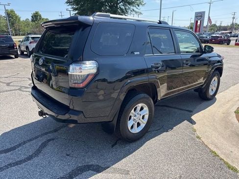 Used 2019 Toyota 4Runner SR5 Premium AWD/4WD image 10