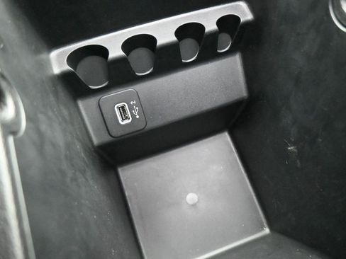 Used 2021 Jeep Cherokee Latitude Lux w/ Sun & Sound Group image 13