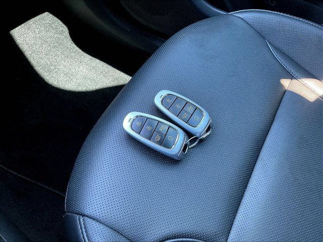 Used 2024 Hyundai Santa Cruz Night AWD/4WD image 37