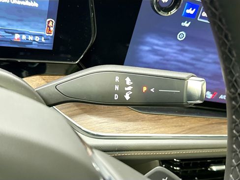 New 2026 Chevrolet Tahoe High Country image 21