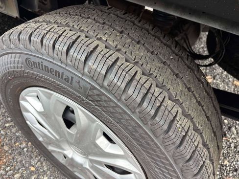 Used 2024 Ford Transit 250 Low Roof w/ Exterior Upgrade Package image 30