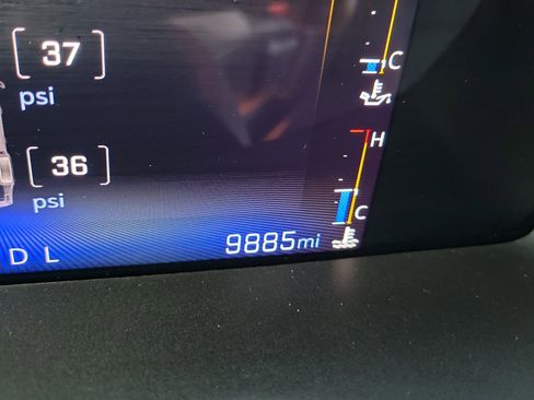 Used 2023 Chevrolet Colorado LT w/ LT Convenience Package II image 24