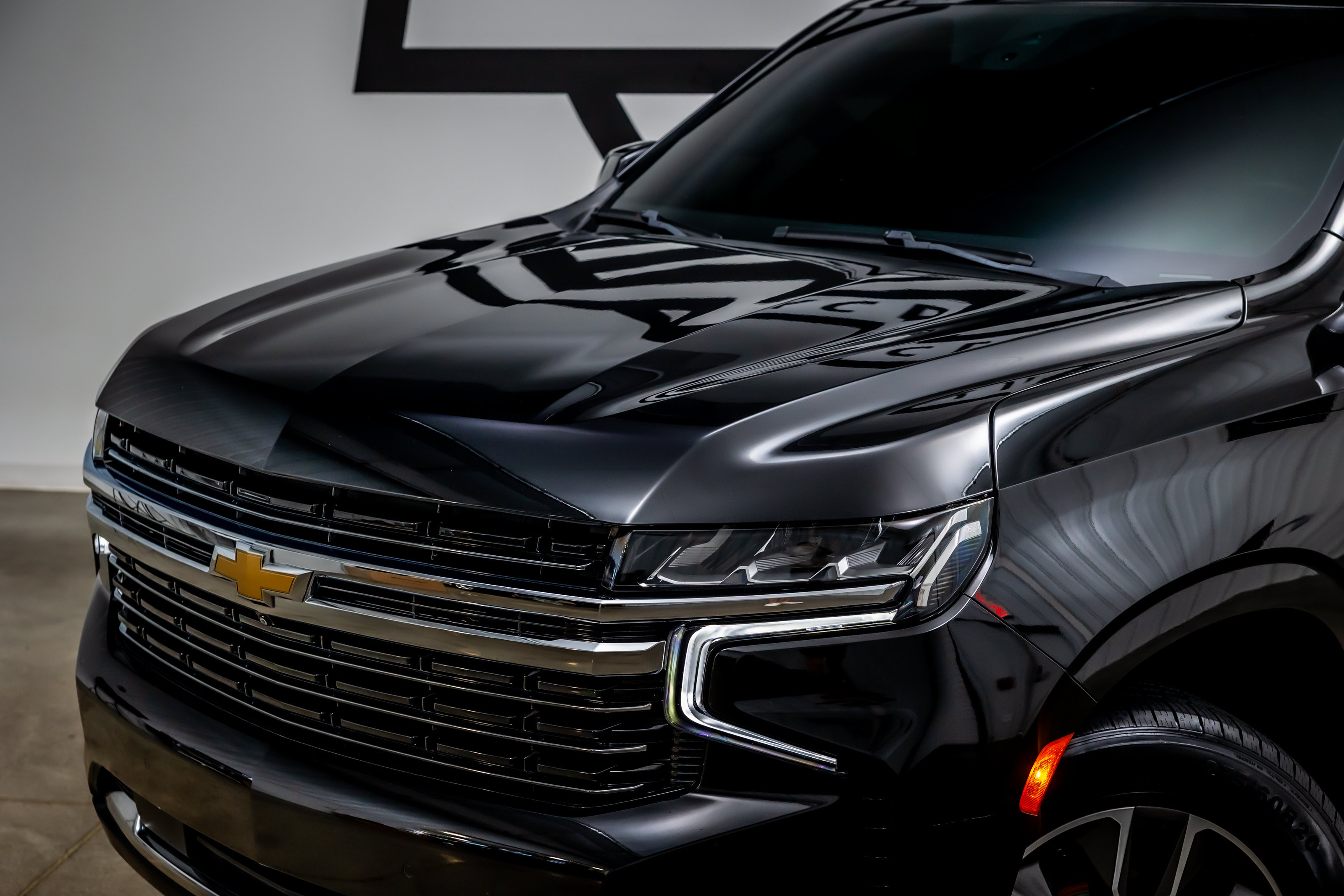 Used 2022 Chevrolet Tahoe LT w/ Luxury Package RWD image 19