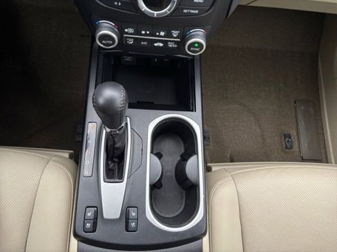 Used 2017 Acura RDX AWD w/ Advance Package image 21