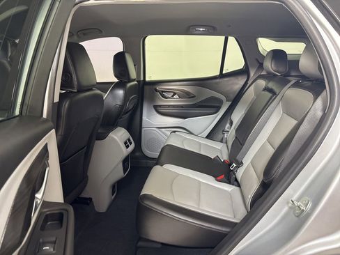 Used 2021 GMC Terrain SLT w/ Infotainment Package II image 18