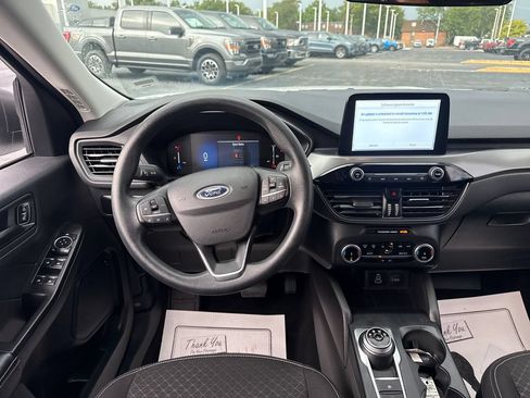 Used 2025 Ford Escape Active AWD/4WD image 26