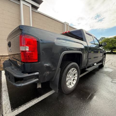 Used 2017 GMC Sierra 1500 SLE w/ SLE Value Package AWD/4WD image 5