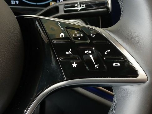 Used 2026 Mercedes-Benz E 450 4MATIC Sedan image 28