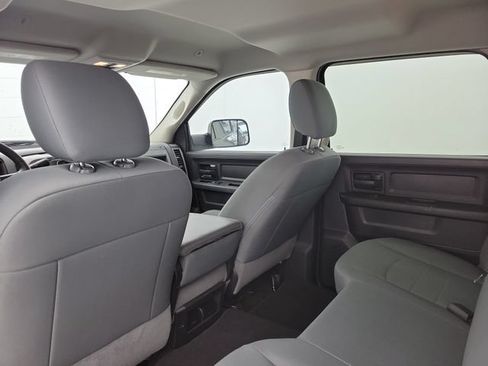 Used 2017 RAM 2500 Tradesman w/ Chrome Appearance Group AWD/4WD image 13