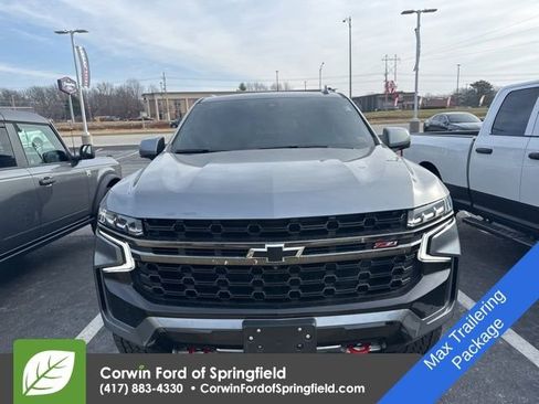 Used 2021 Chevrolet Tahoe Z71 w/ Z71 Signature Package image 2