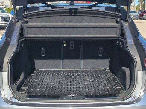 Used 2024 Jaguar F-PACE R-Dynamic S image 13