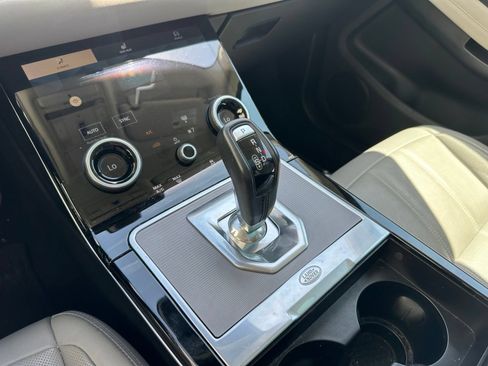 Used 2021 Land Rover Range Rover Evoque SE AWD/4WD image 14