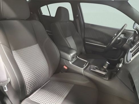 Used 2021 Dodge Charger SXT w/ Cold Weather Package image 17