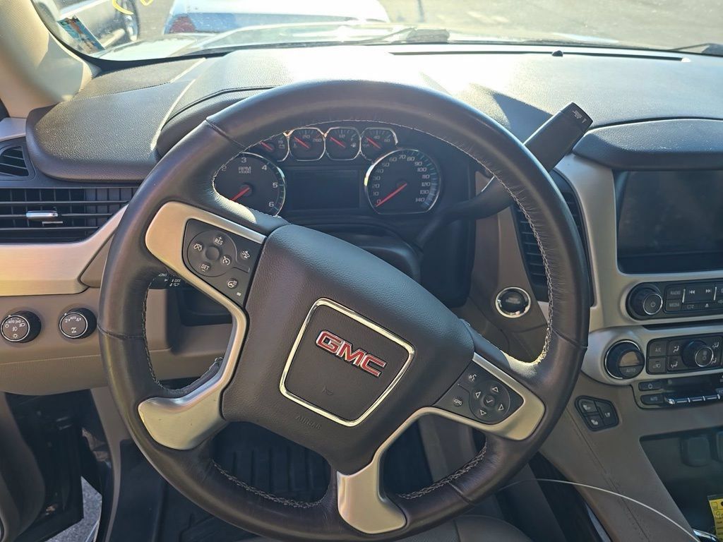 Used 2018 GMC Yukon SLT w/ Premium Edition AWD/4WD image 23
