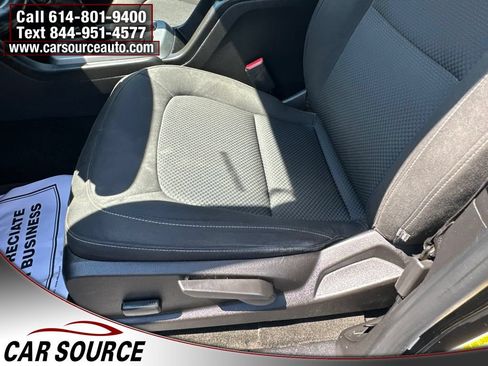 Used 2016 Chevrolet Colorado LT w/ LT Convenience Package RWD image 12