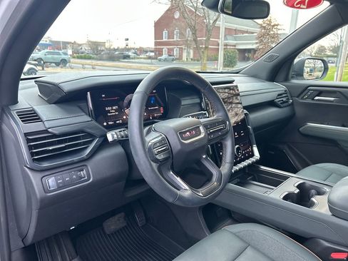 Certified 2025 GMC Acadia AT4 w/ LPO, Floor Liner Package image 12