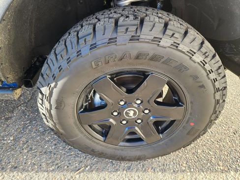 New 2025 Ford Bronco Big Bend w/ Black Diamond Package image 18