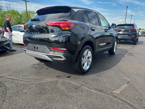 New 2026 Buick Encore GX Preferred w/ Comfort Package AWD/4WD image 9