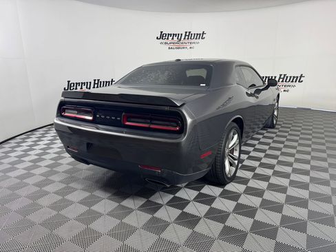 Used 2022 Dodge Challenger R/T image 11