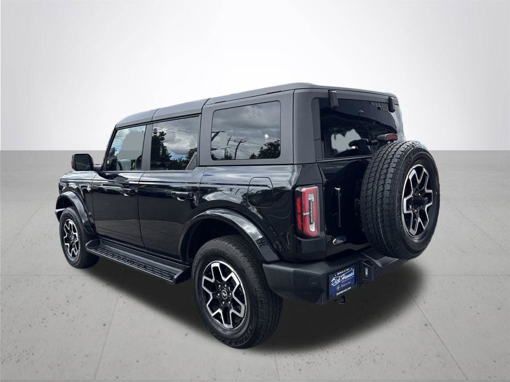 Used 2025 Ford Bronco Outer Banks AWD/4WD image 9