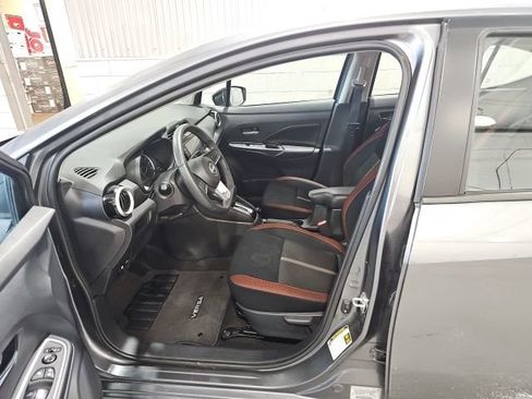 Used 2024 Nissan Versa SR w/ Trunk Package image 9