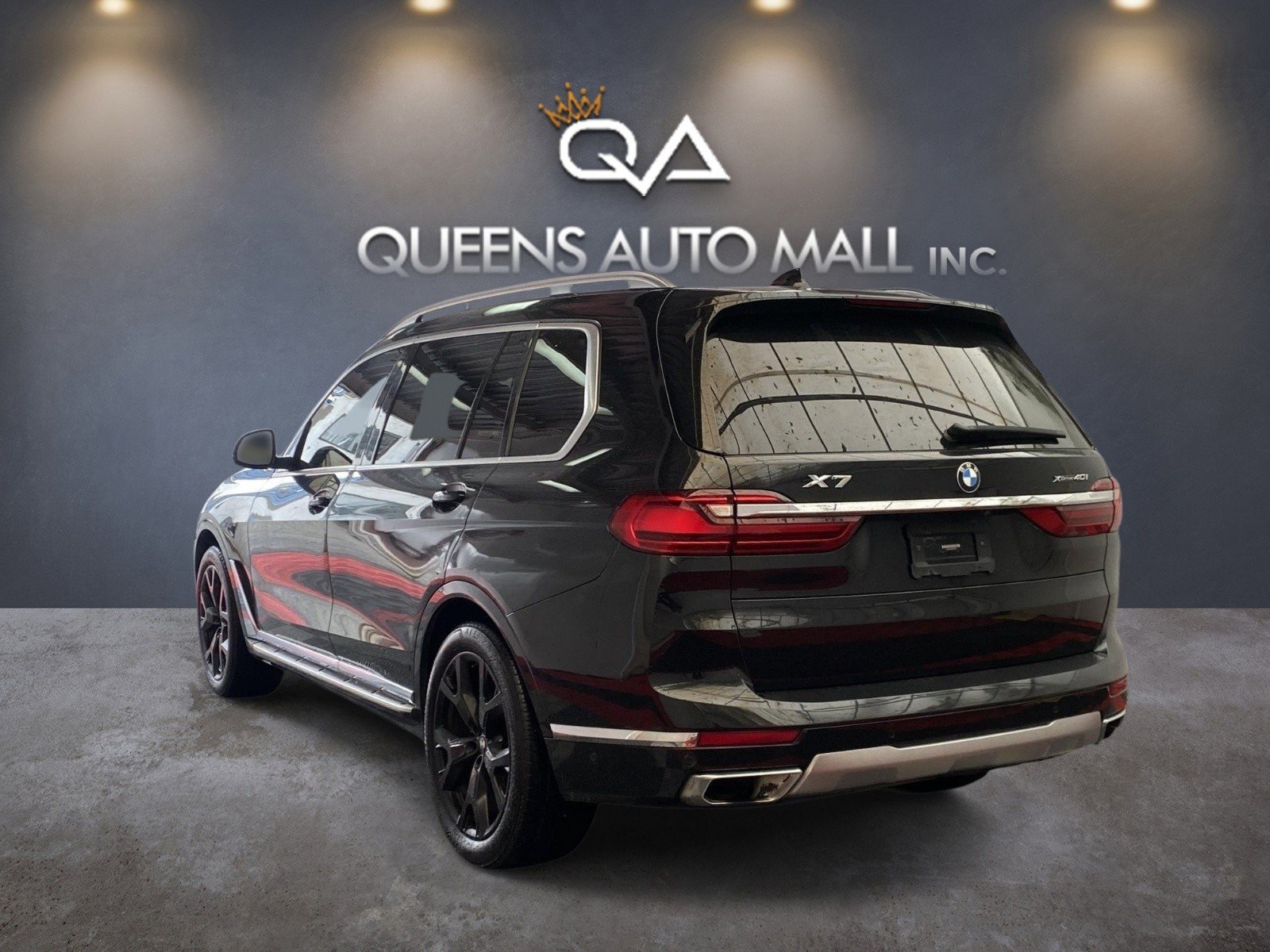 Used 2020 BMW X7 xDrive40i w/ Executive Package AWD/4WD image 4