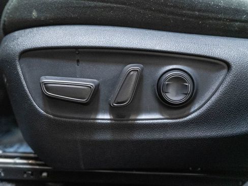 Used 2024 Toyota RAV4 XLE AWD/4WD image 21