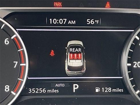 Used 2023 Nissan Rogue S image 15